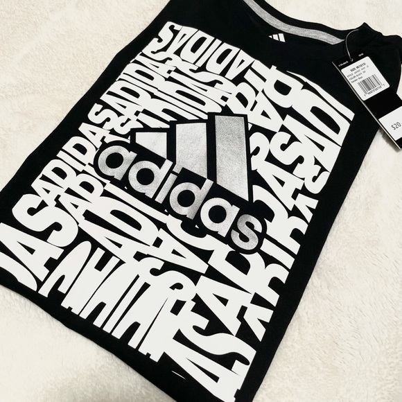 🆕Boys ADIDAS Black Crew Neck Short Sleeve Graphic T-Shirt - Picture 3 of 10